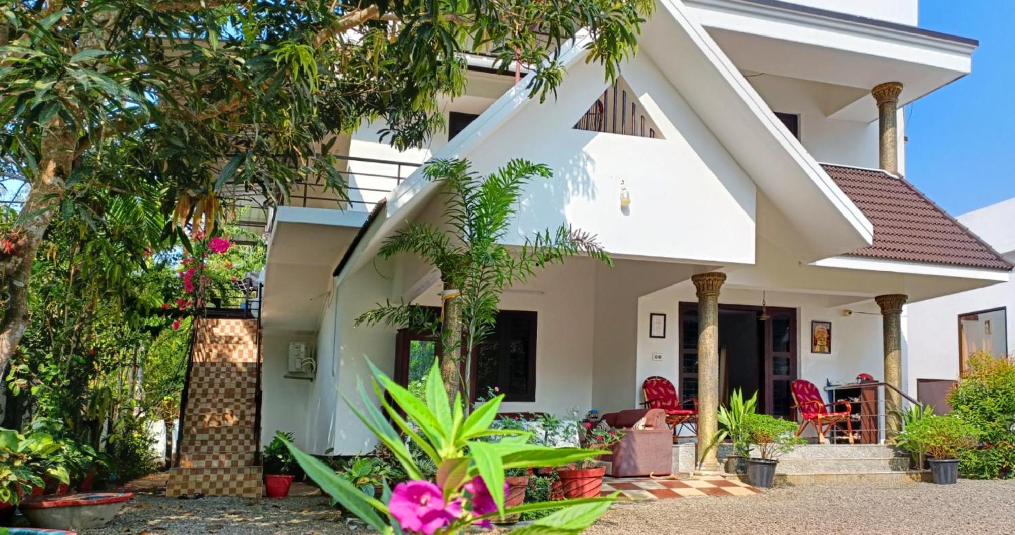 Alma Homestay Mararikulam Exteriör bild