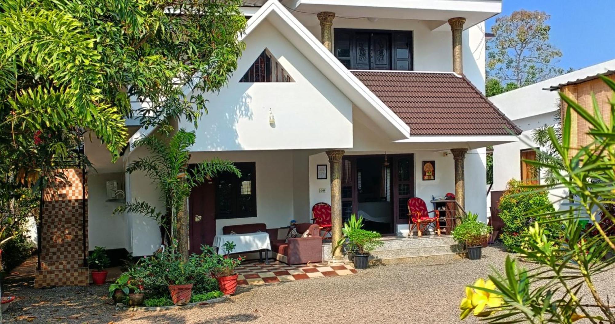 Alma Homestay Mararikulam Exteriör bild