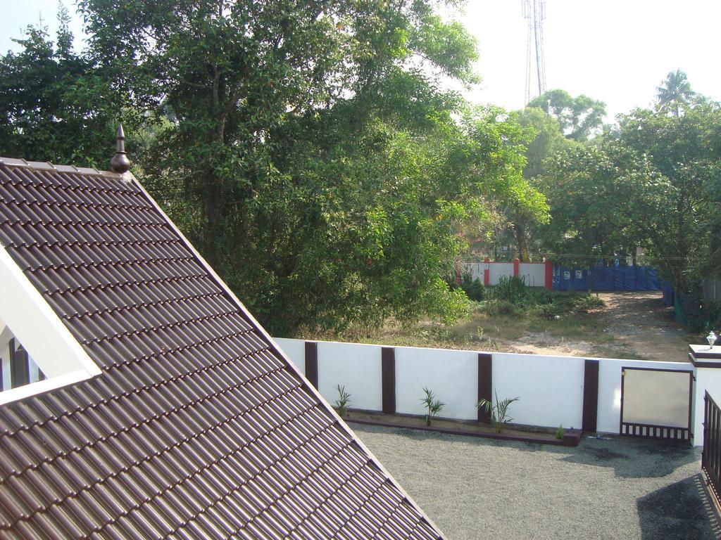Alma Homestay Mararikulam Exteriör bild